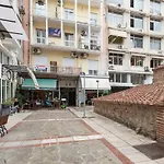 Delmare Dahlia Double Apartment