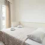 Delmare Dahlia Double Apartment