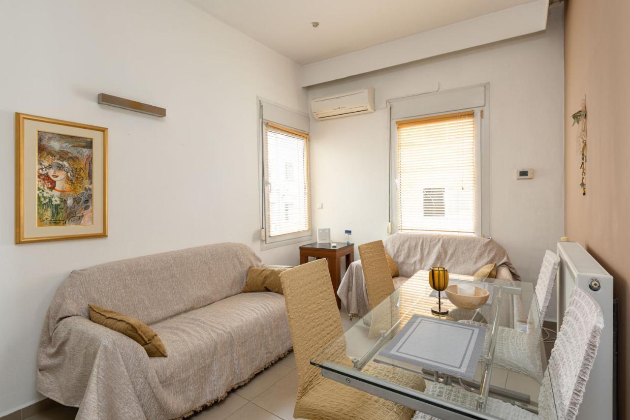 Delmare Dahlia Double Apartment Thessaloniki